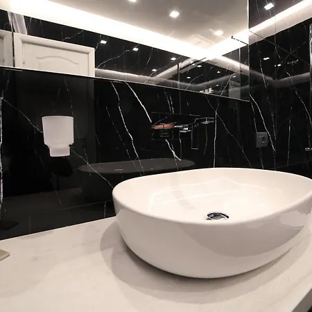 Sant'elmo Con Parcheggio Interno فندق مبيت وإفطار نابولي