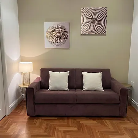 Sant'elmo Con Parcheggio Interno