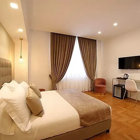 Sant'elmo Con Parcheggio Interno 4*