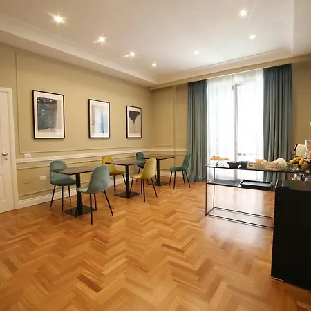 Sant'elmo Con Parcheggio Interno