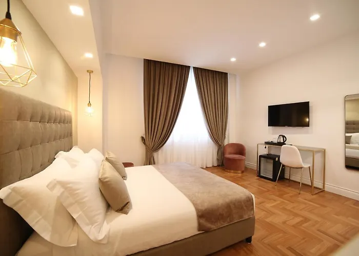 Sant'elmo Con Parcheggio Interno