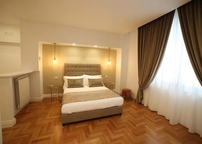 Sant'elmo Con Parcheggio Interno