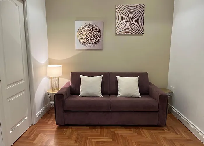 Sant'elmo Con Parcheggio Interno